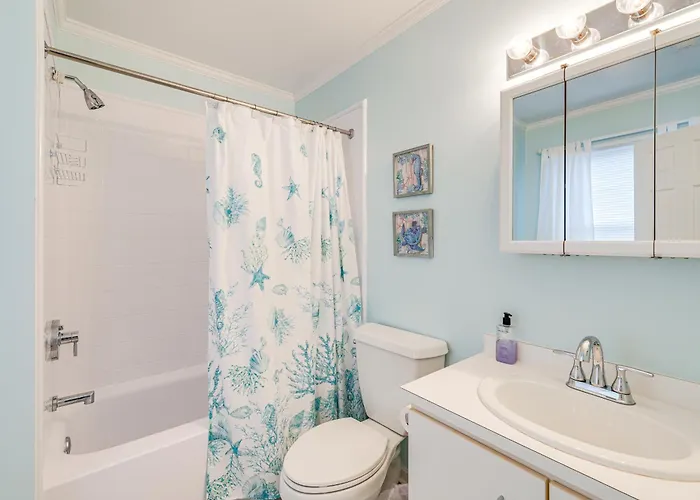 Holiday home 1 Mi To Maryland Beach: Ocean Retreat W/ Deck